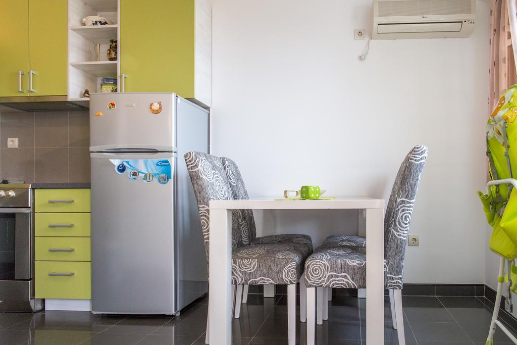 Apartments Vila Masha Petrovac Exteriör bild