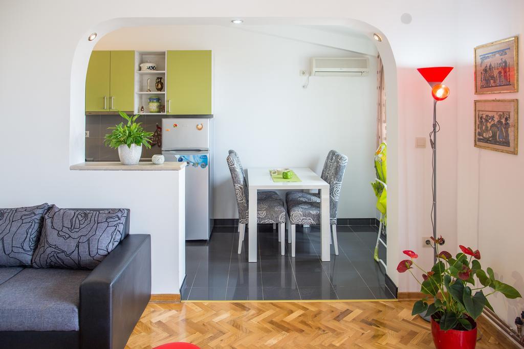 Apartments Vila Masha Petrovac Exteriör bild