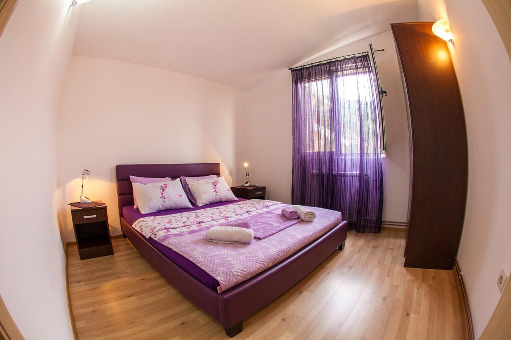 Apartments Vila Masha Petrovac Exteriör bild